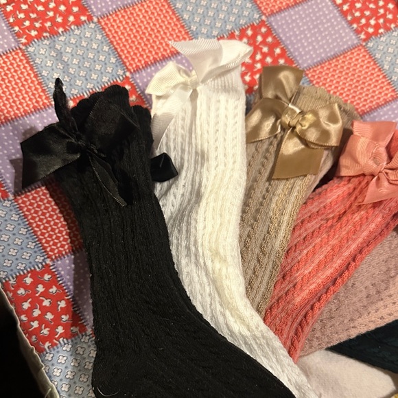 Colorful Kids Socks with Bows - Picture 2 of 4